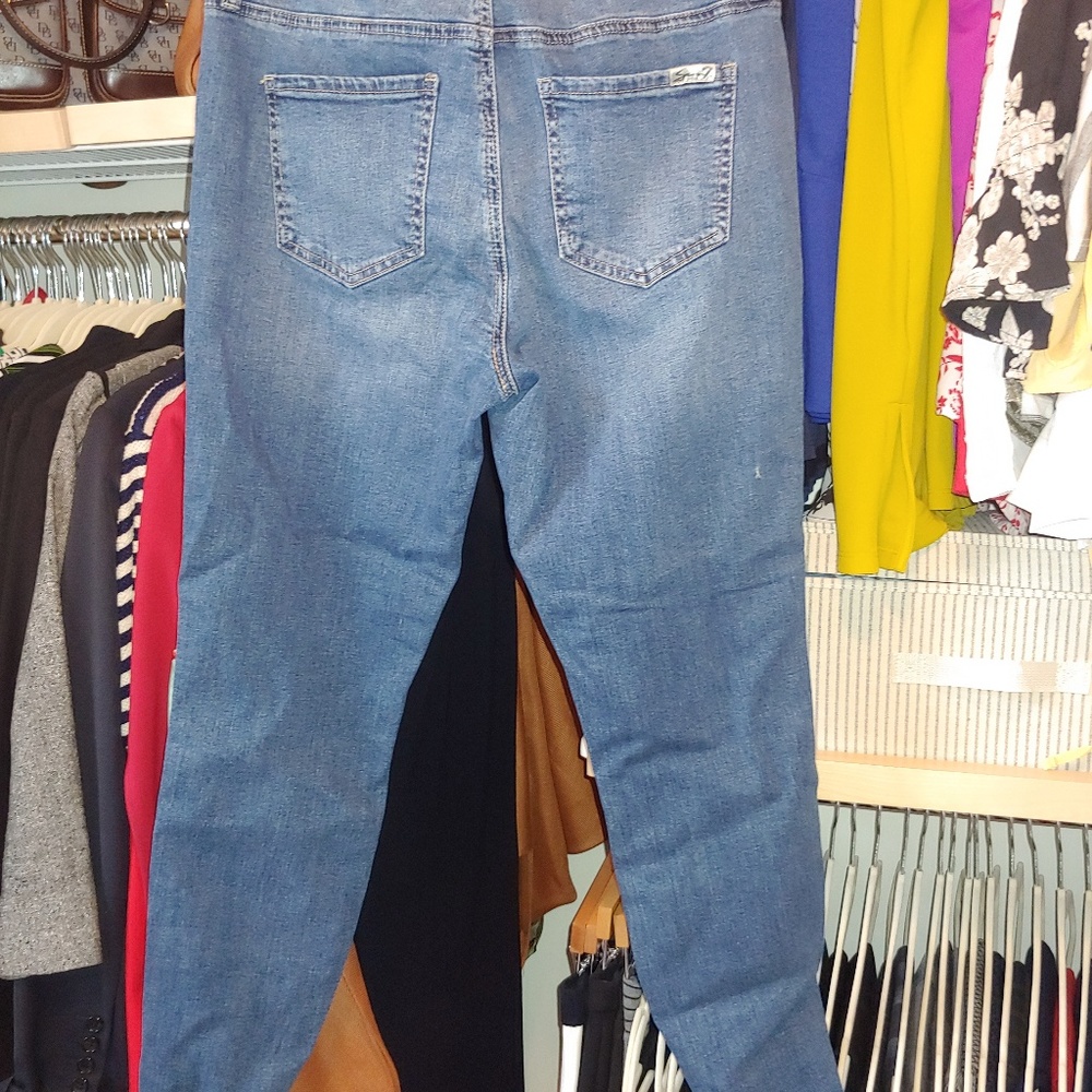Jeans - Picture 4 of 4